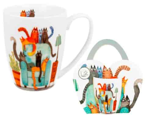 KOCI ŚWIAT NA FOTELU KUBEK 360ml + OPAK Z RĄCZKĄ